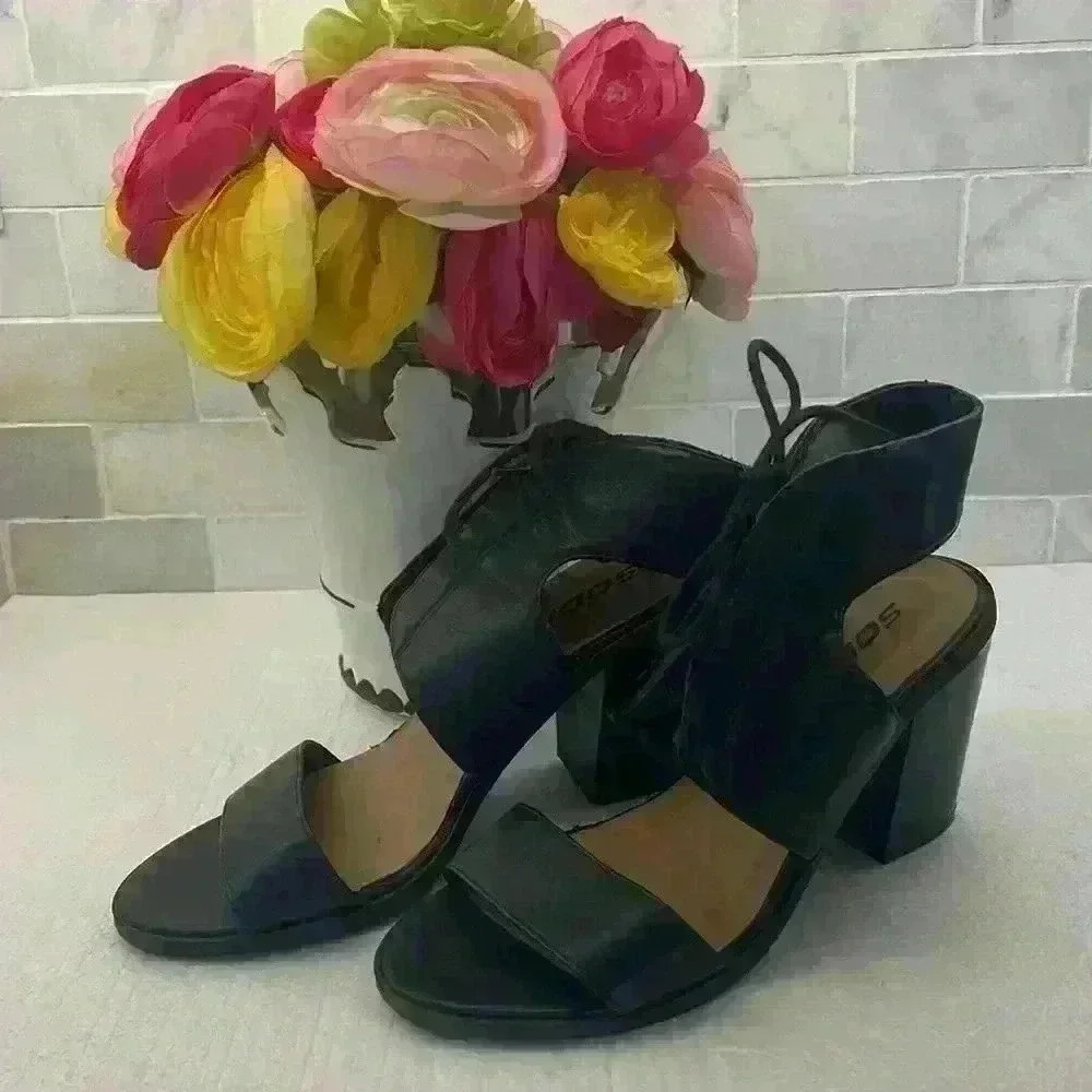 Soda Black lace up block heels, Size 7, man made materials
